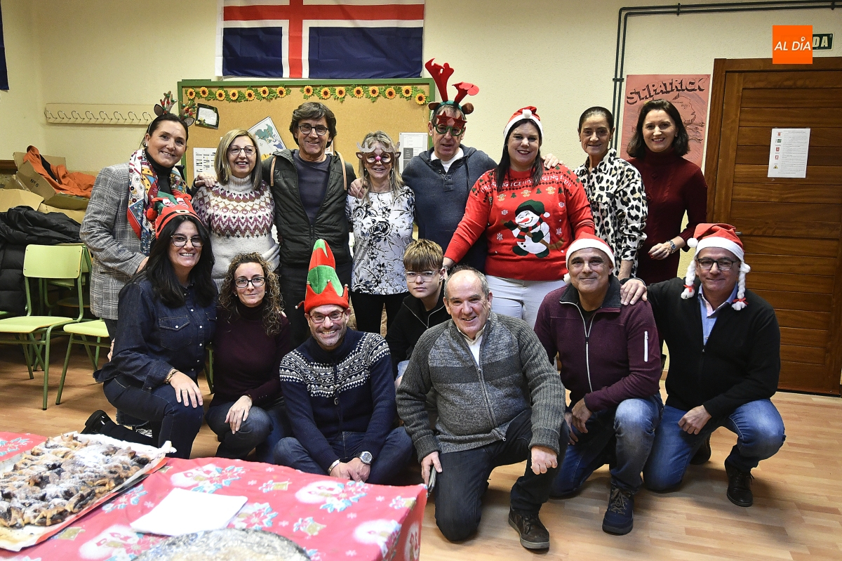 La Escuela de Idiomas festeja la llegada de la Navidad
