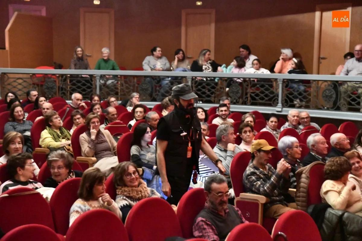El Arquitecto y el Emperador de Asirla
