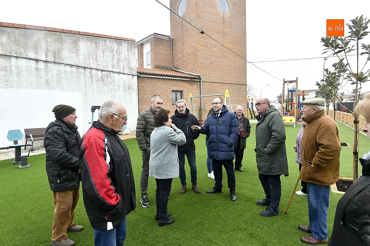 Sanjuanejo cuenta  con un nuevo parque infantil demandado por sus vecinos