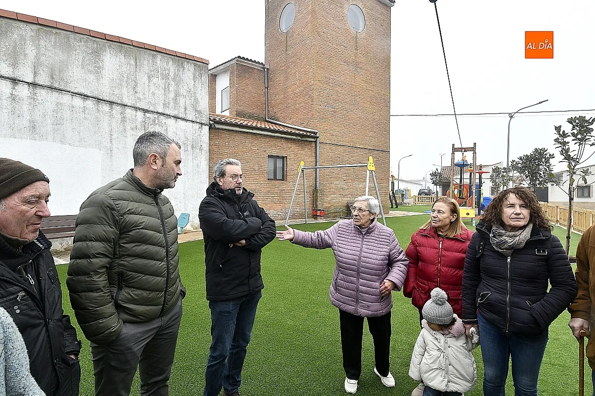 Sanjuanejo cuenta  con un nuevo parque infantil demandado por sus vecinos