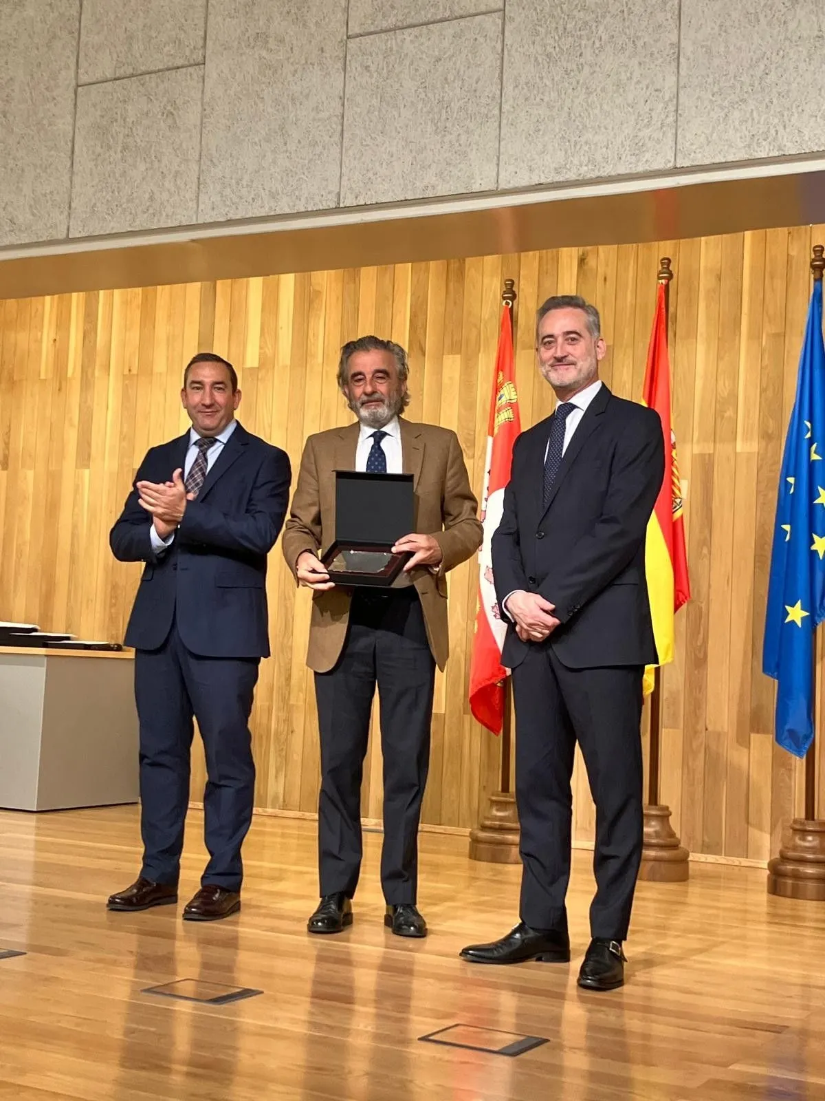 Foto 4 - La Junta rinde homenaje a los 144 empleados p&uacute;blicos de Salamanca que se jubilan este a&ntilde;o