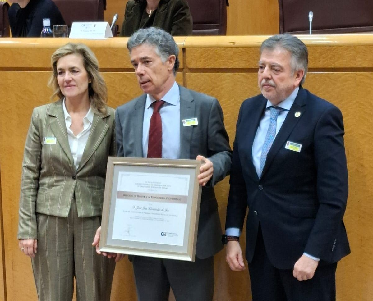 El salmantino Hernández de Luz, premiado en el Senado
