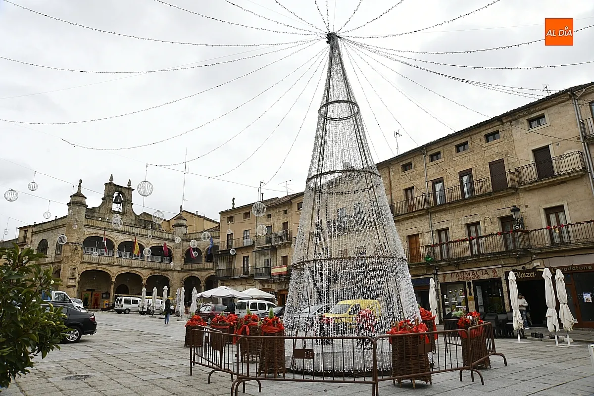 Las bolas de Navidad Gigantes es la principal novedad en la decoración de este año