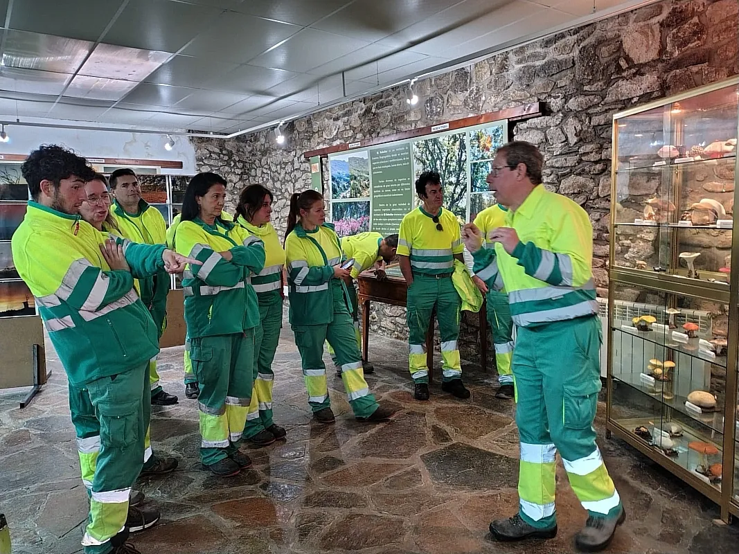 Foto 2 - El programa 'Alto &Aacute;gueda Verde Plus' encara su recta final con salidas pr&aacute;cticas en Navasfr&iacute;as