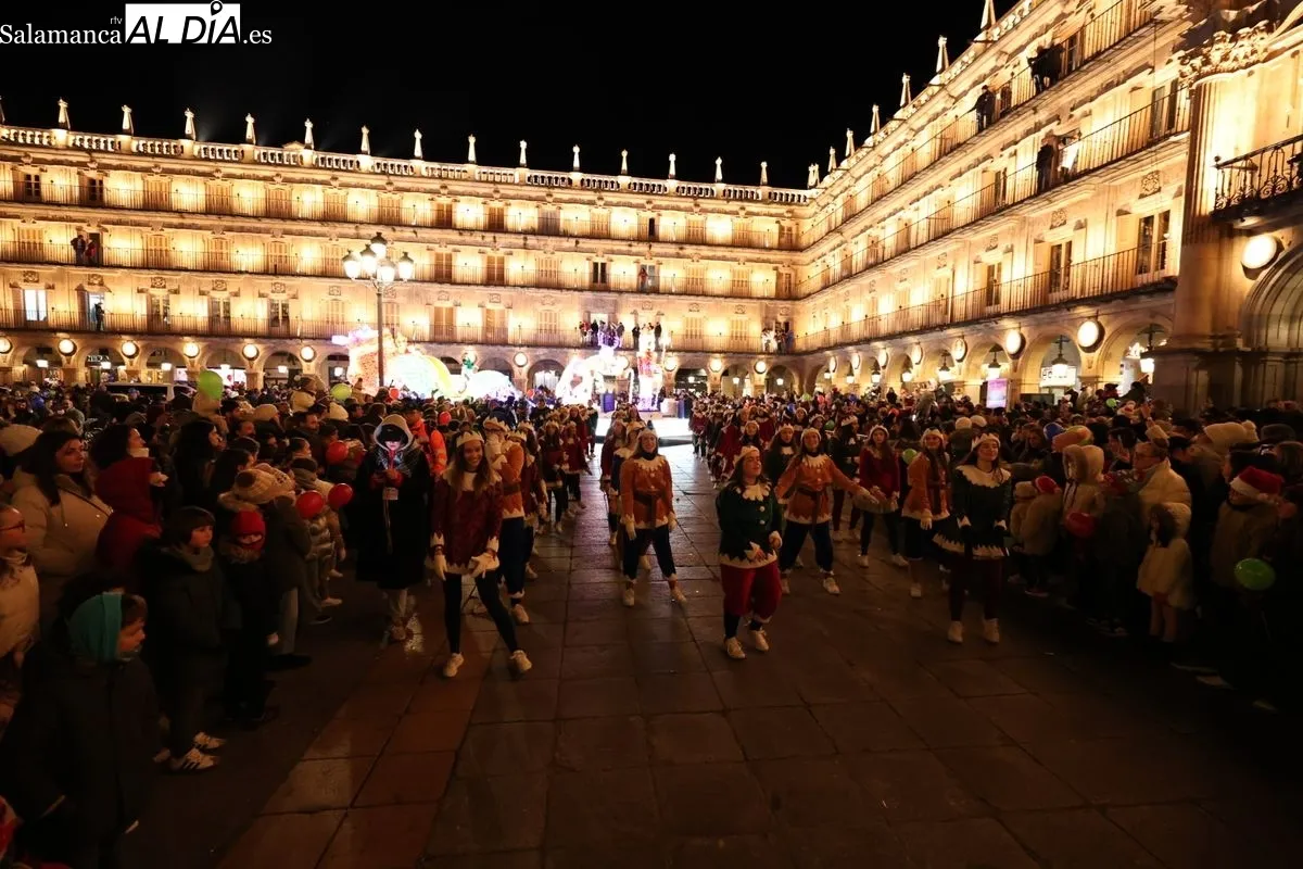 Cabalgaza de Papá Noel en el centro de Salamanca | FOTOS: David Sañudo