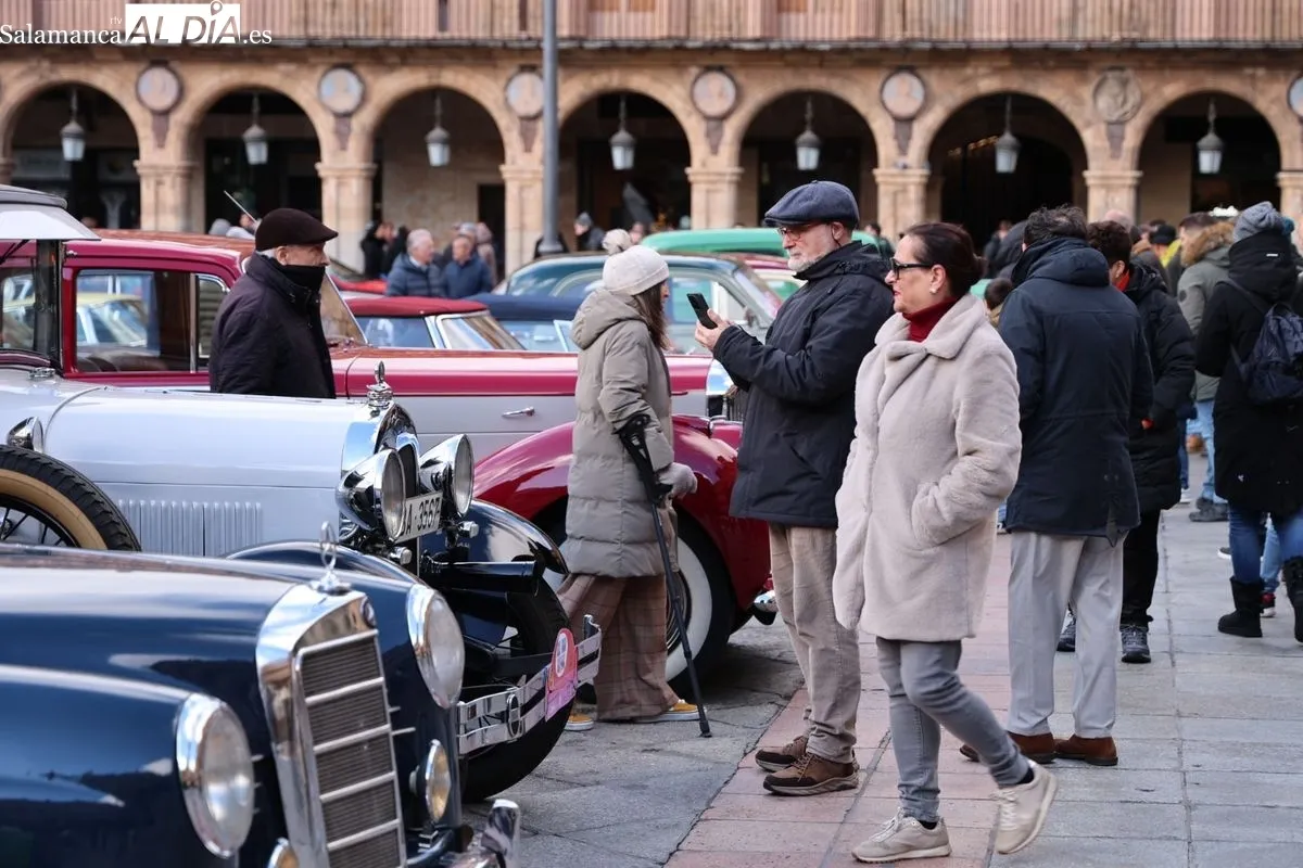 El Día del Guardia Urbano regresa a Salamanca con una gran caravana de vehículos históricos | FOTOS: David Sañudo 