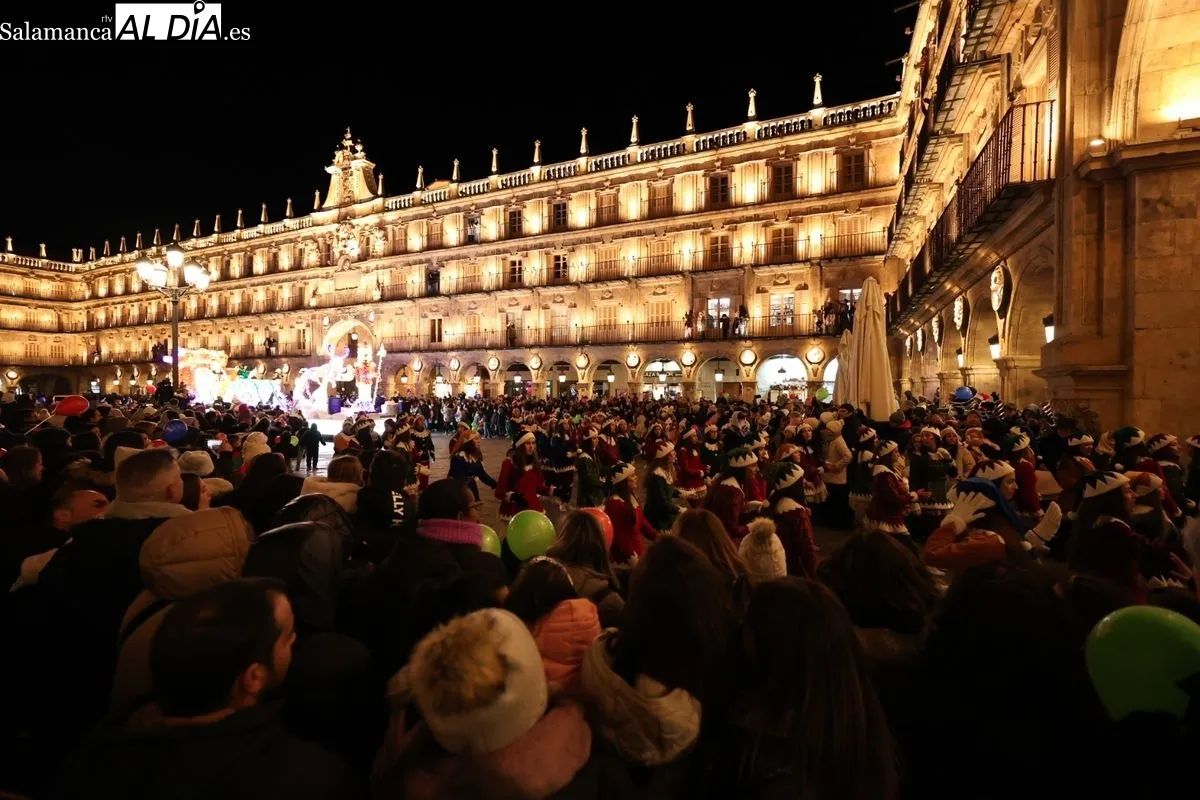 Cabalgaza de Papá Noel en el centro de Salamanca | FOTOS: David Sañudo