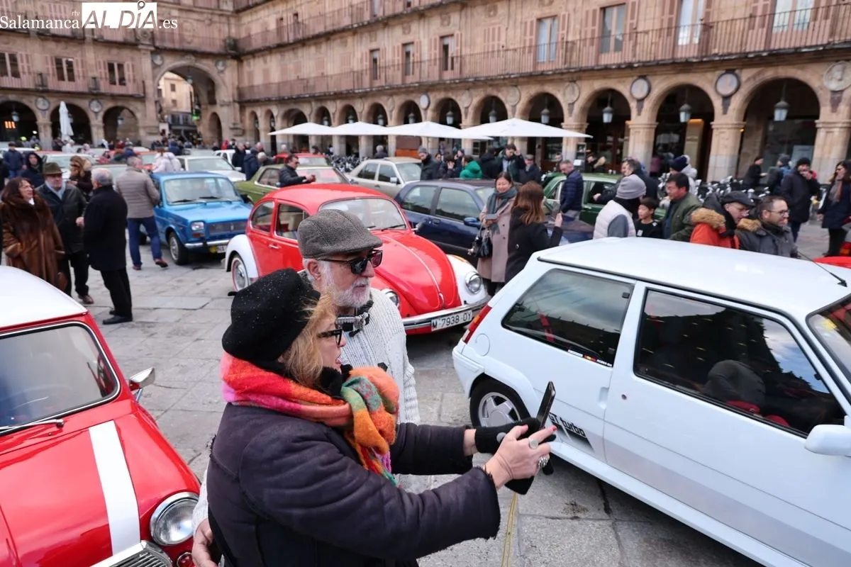 El Día del Guardia Urbano regresa a Salamanca con una gran caravana de vehículos históricos | FOTOS: David Sañudo 
