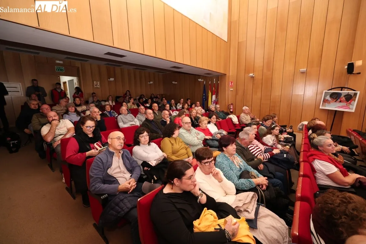 Cruz Roja Salamanca rinde un emotivo homenaje a sus voluntarios | FOTOS: David Sañudo 