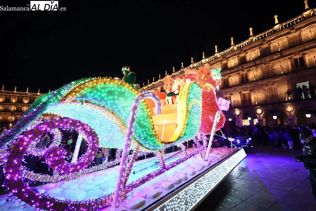 Cabalgaza de Papá Noel en el centro de Salamanca | FOTOS: David Sañudo