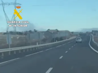Detenida una banda del 'método de la siembra' tras una persecución de 9 km en sentido contrario