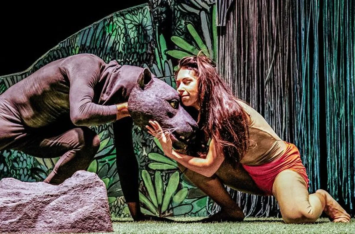 Domingo, 8 de febrero: Teatro familiar con ¡Soy Salvaje! de la compañía La Maquiné en el Teatro Liceo.