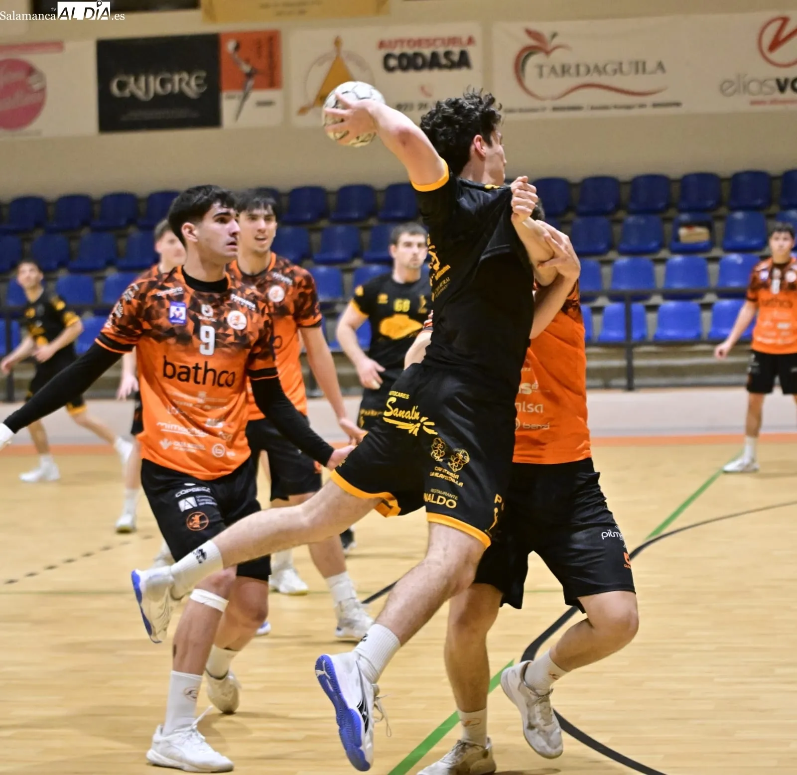 BM Salamanca - BM Torrelavega | FOTOS: SALAMANCArtv AL DÍA