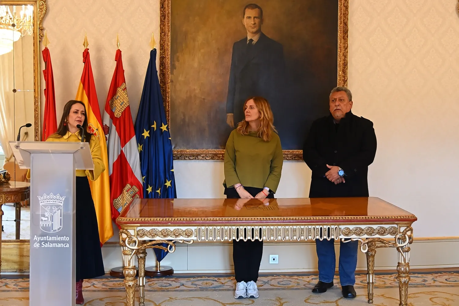 La concejala de Relaciones Institucionales, Carmen Seguín, ha recibido a participantes en la primera reunión de la Red Iberoamericana de Política Criminal