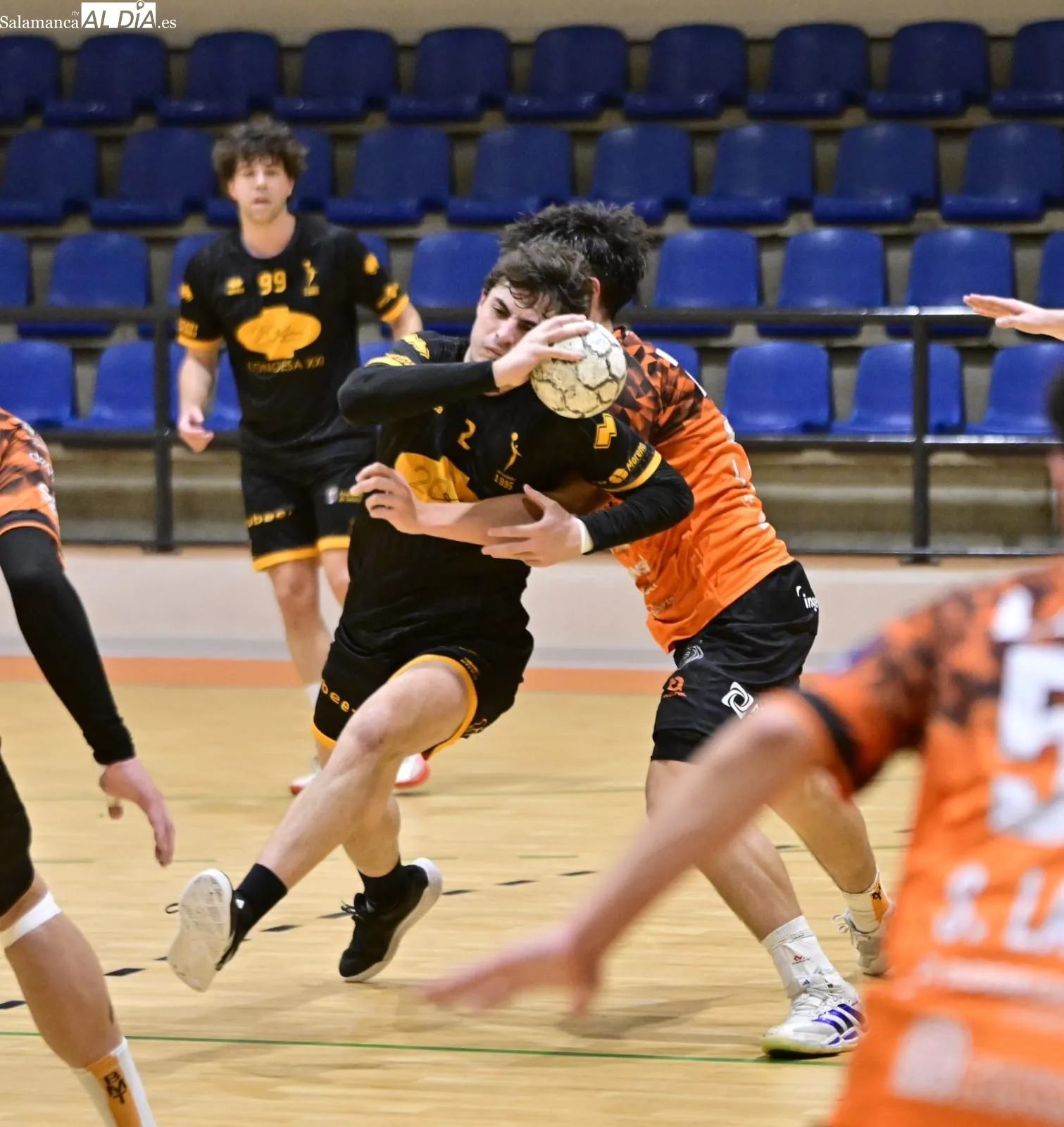 BM Salamanca - BM Torrelavega | FOTOS: SALAMANCArtv AL DÍA