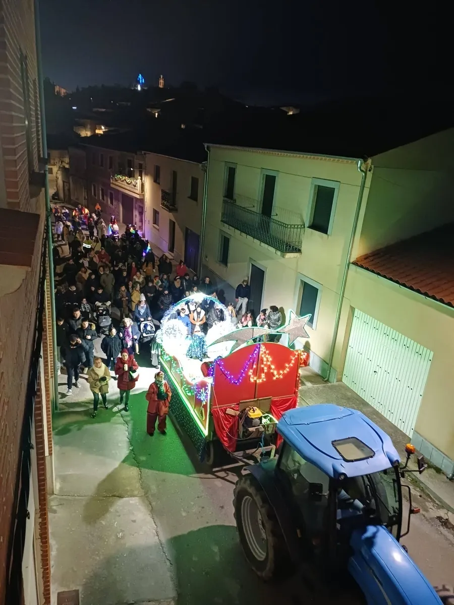 Visita de los Reyes Magos a Hinojosa de Duero