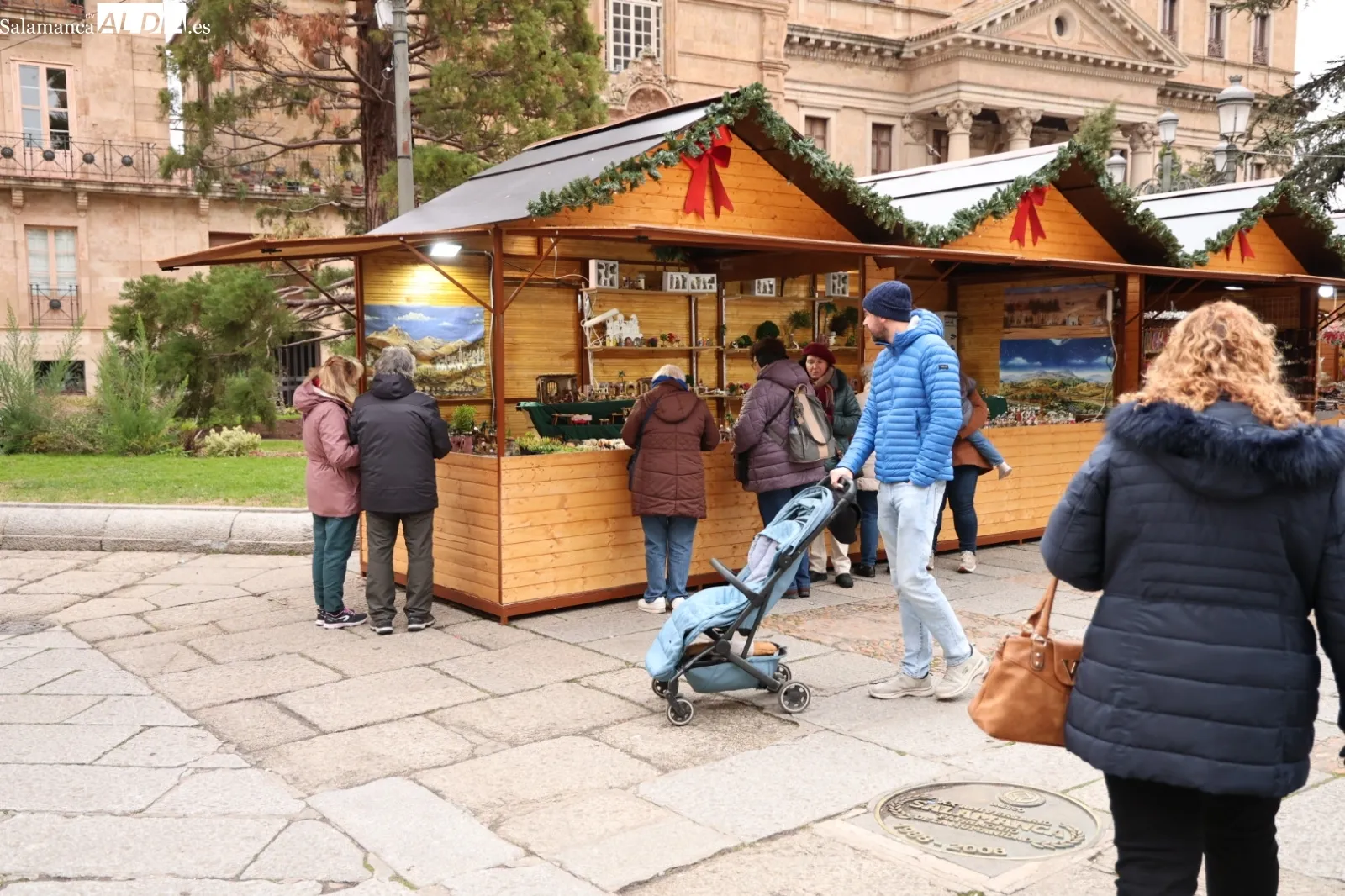El frío intenso vacía el centro de Salamanca en el último domingo de la Navidad | Fotos: David Sañudo