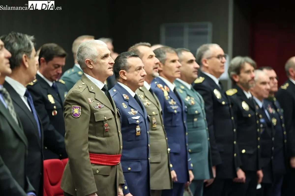 Entrega de condecoraciones en Salamanca por el 202 aniversario de la Policía Nacional. Foto de David Sañudo