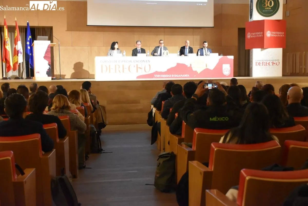 Acto de inauguración de la 56ª edición de los Cursos de Especialización en Derecho | Fotos: T.S