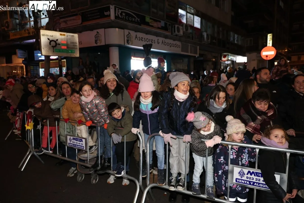 Público en la Cabalgata de Reyes. Fotos: David Sañudo