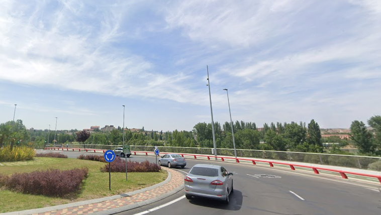 Muere una mujer al caer su coche al Tormes en Salamanca