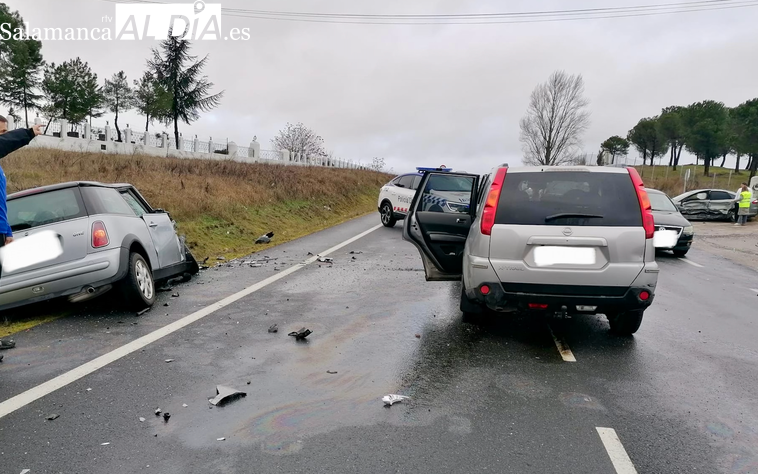Accidente en la CL-510: dos heridos en una colisión múltiple