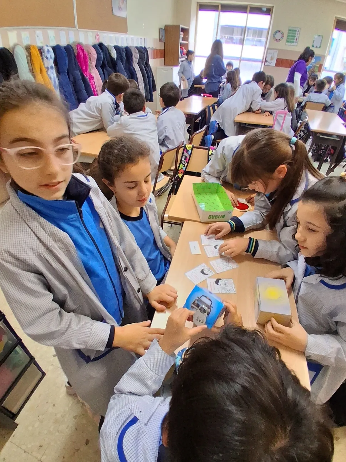 Foto 9 - Un  'escape room' pone a prueba el ingl&eacute;s de estos escolares salmantinos