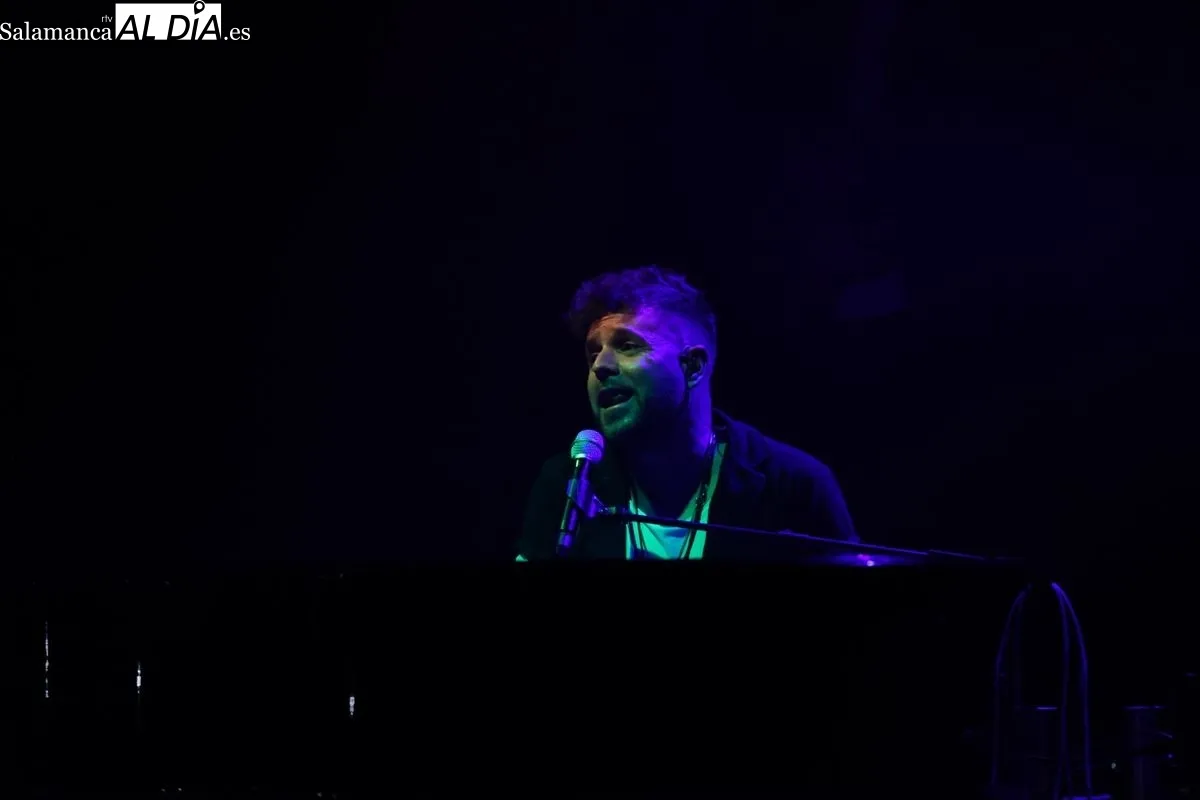 Pablo López en su concierto en el Palacio de Congresos de Salamanca. Foto: David Sañudo