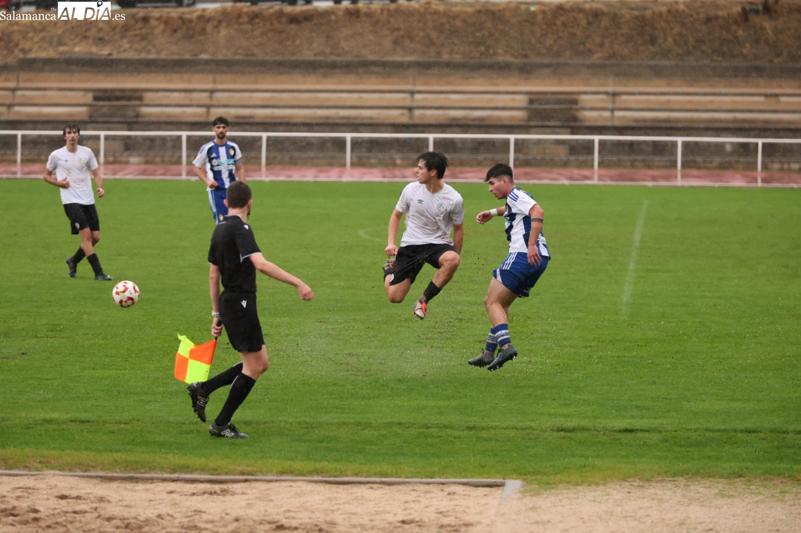 El filial del Salamanca UDS toma el liderato de la Regional de Aficionados y sueña con el ascenso a Tercera RFEF