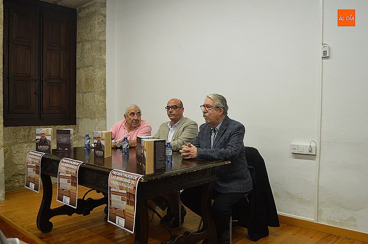 Presentación del libro autobiográfico de Lauren 