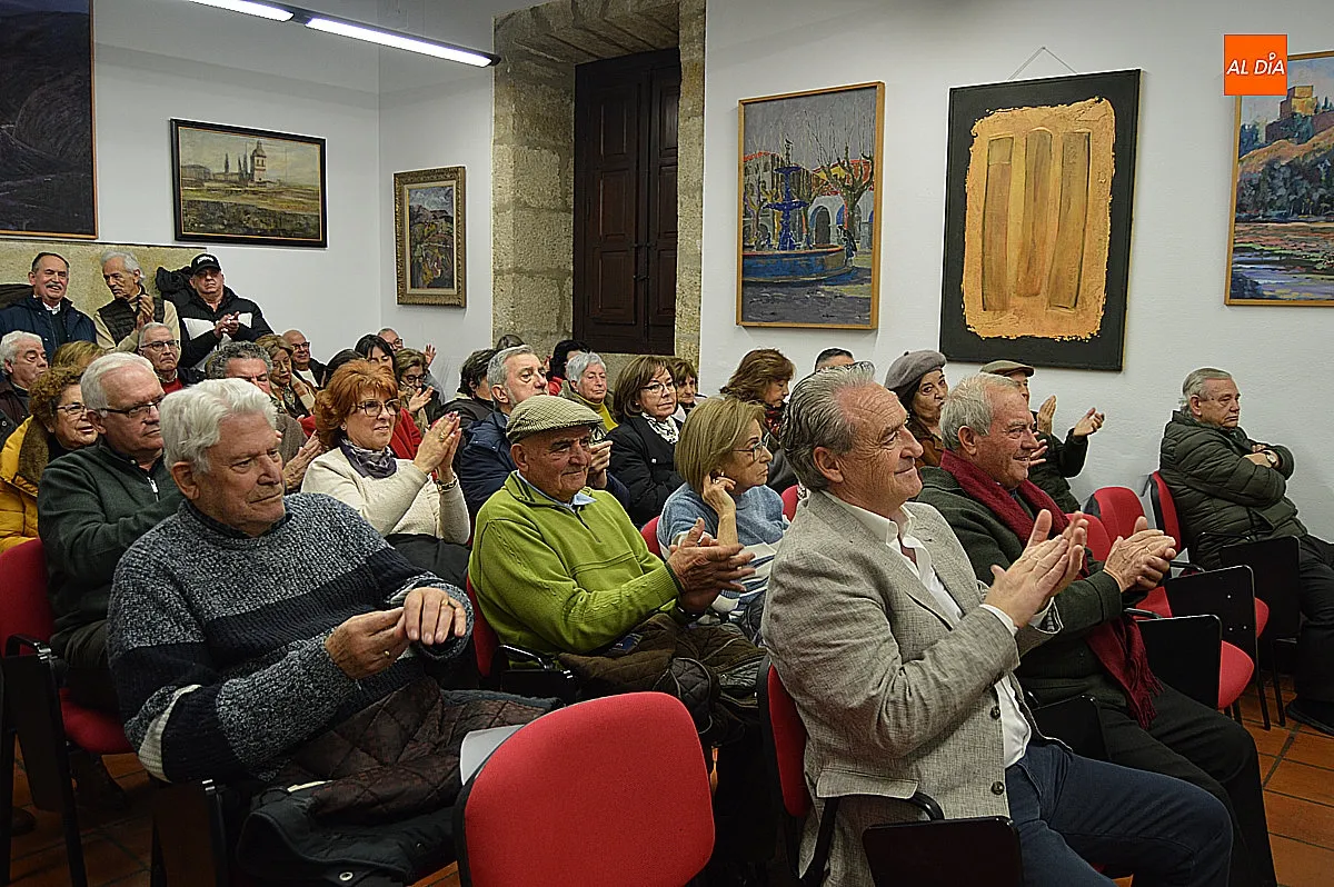 Presentación del libro autobiográfico de Lauren 