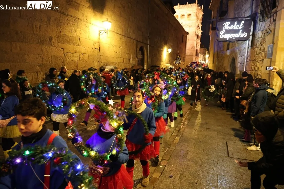 Desfile del Cartero Real por el centro de Salamanca. Foto: David Sañudo