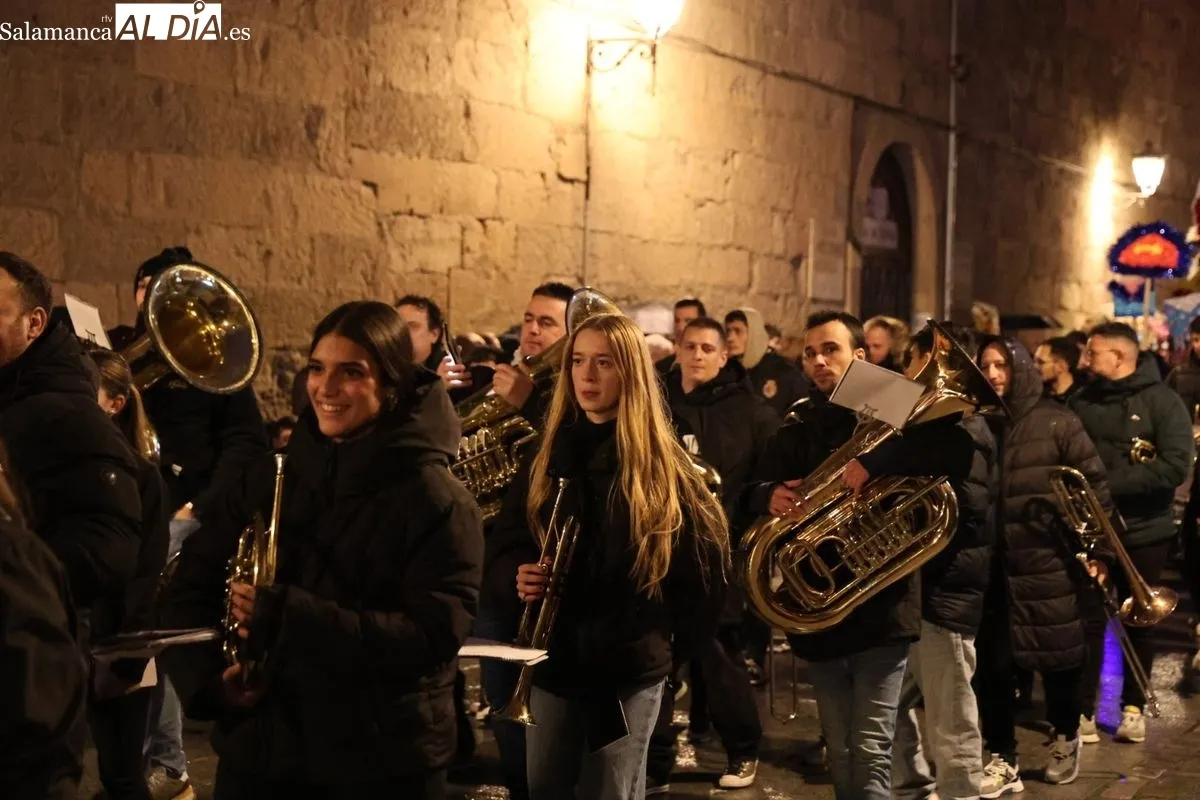 Desfile del Cartero Real por el centro de Salamanca. Foto: David Sañudo