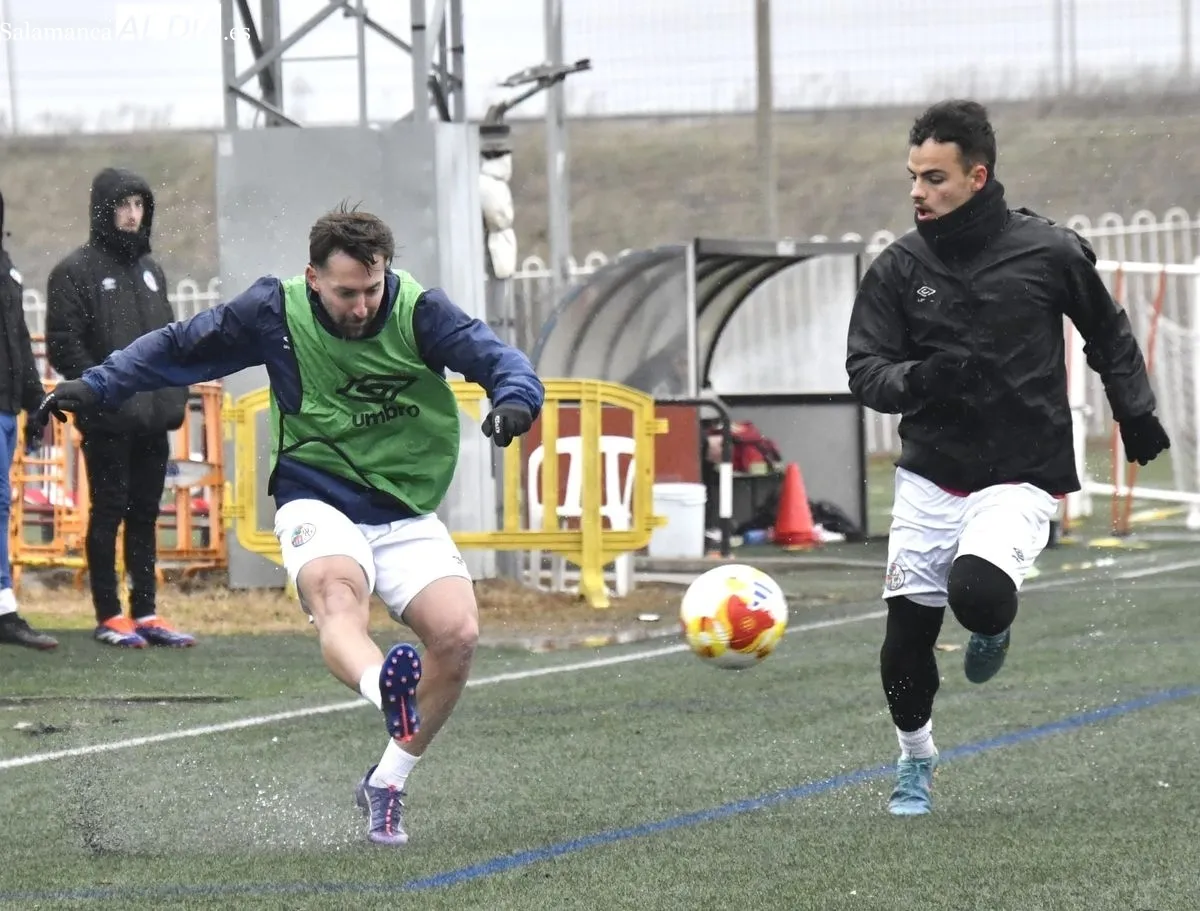 El Salamanca UDS prepara con intensidad 'la final' ante el Coruxo | Fotos: Salamanca RTV Al Día