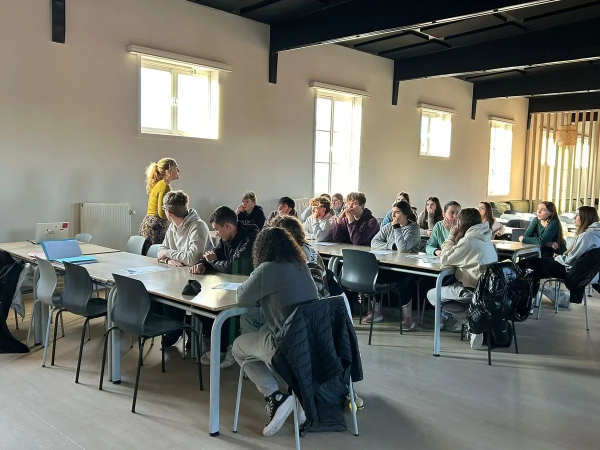 Foto 3 - Alumnos del IES R&iacute;o Cuerpo de Hombre se sumergen en el sistema educativo belga con una movilidad Erasmus+ en Gante
