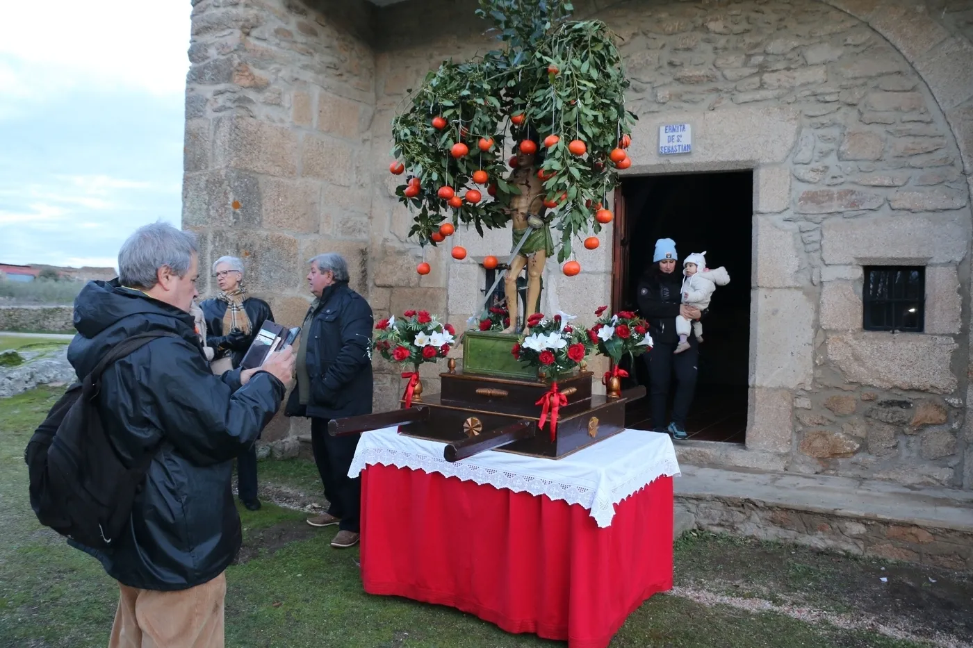 Hogueras de San Sebastián en Sobradillo / CORRAL 
