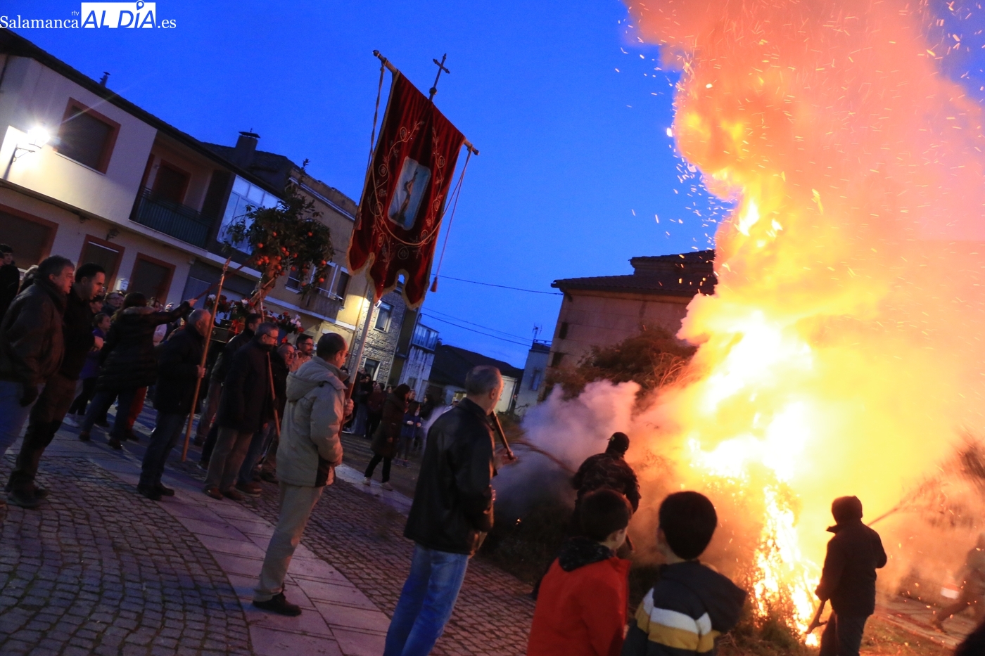 San Sebastián en Sobradillo: las hogueras de júmbrio