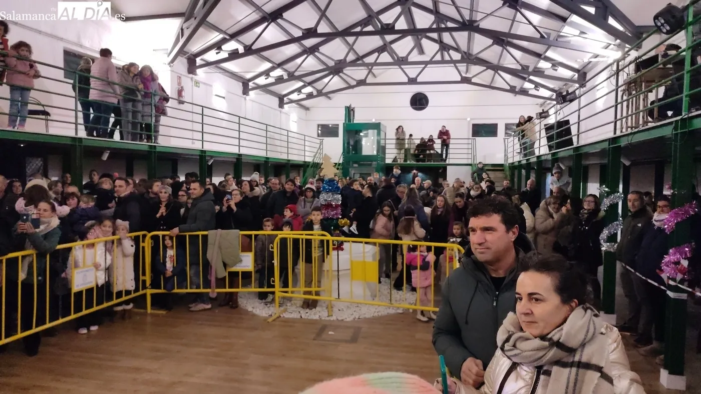 Visita de los Reyes Magos en Vitigudino / CORRAL