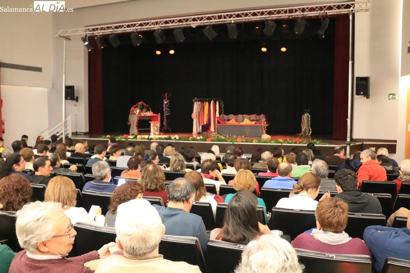 Excelente representación de Umbriel Teatro en 'Las criadas' / CORRAL