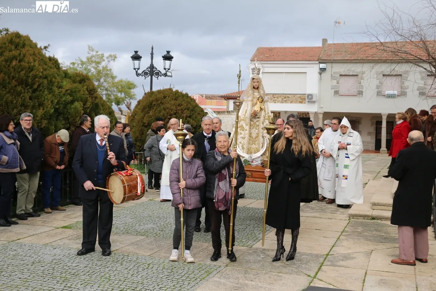 Celebración de la fiesta de las Candelas en La Fregeneda  / CORRAL