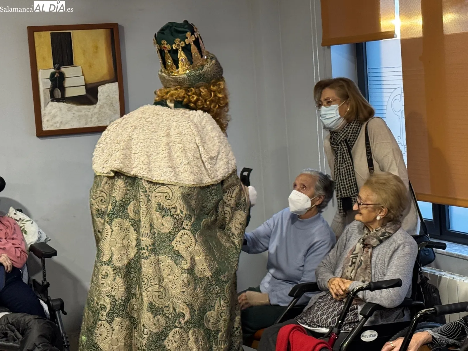 Foto 6 - Emotiva visita de los Reyes Magos a la residencia San Pedro