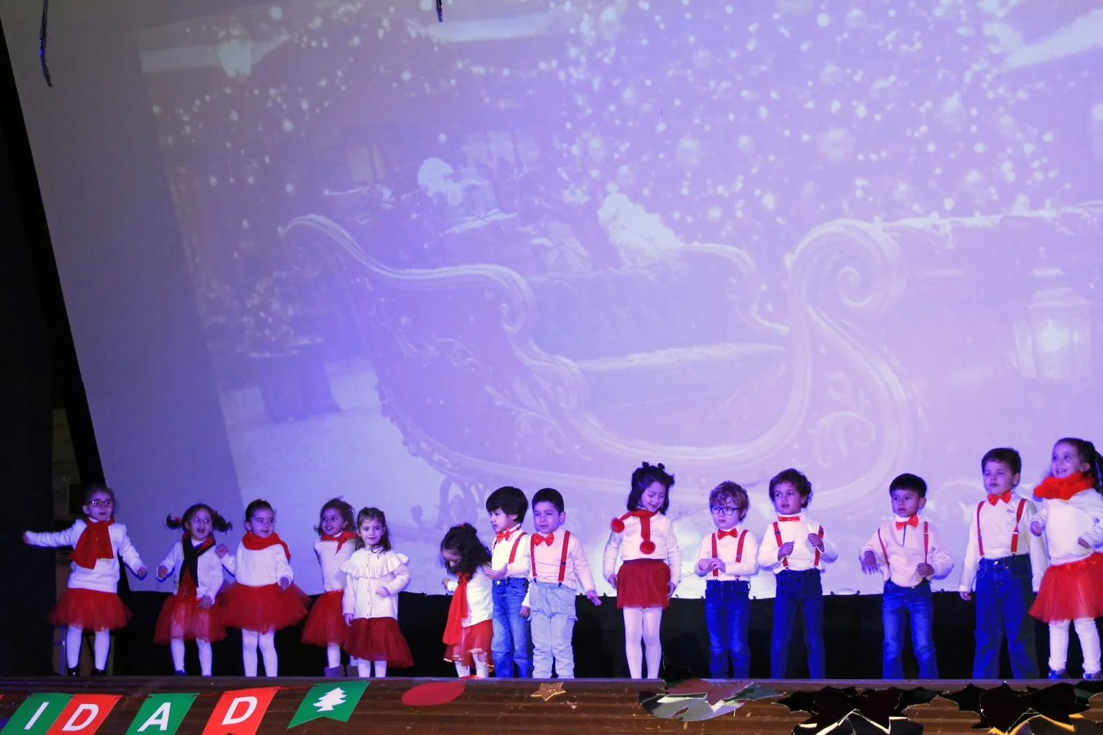 El Colegio Calasanz celebra la Navidad con su tradicional festival de Infantil y Primaria