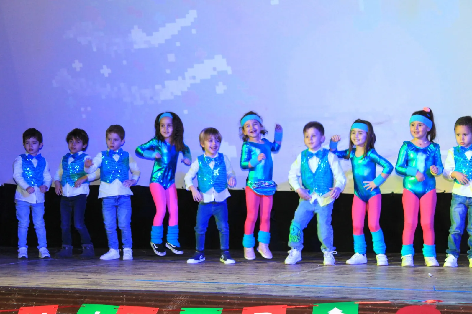El Colegio Calasanz celebra la Navidad con su tradicional festival de Infantil y Primaria