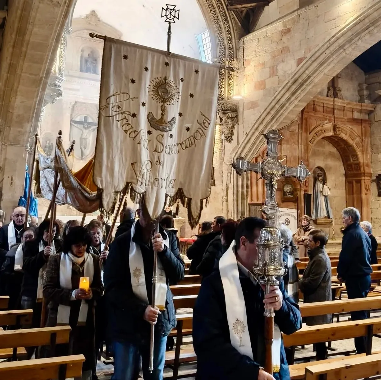 Foto 4 - El Papa Le&oacute;n XIV ofrece un reconocimiento hist&oacute;rico a la Cofrad&iacute;a Sacramental de Villoria en su 300 aniversario