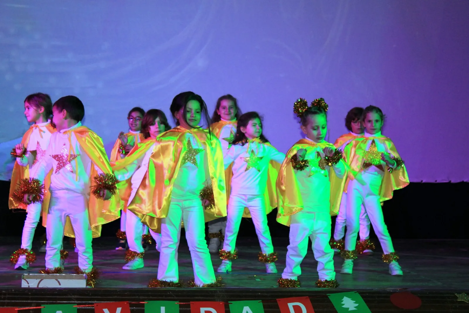 El Colegio Calasanz celebra la Navidad con su tradicional festival de Infantil y Primaria
