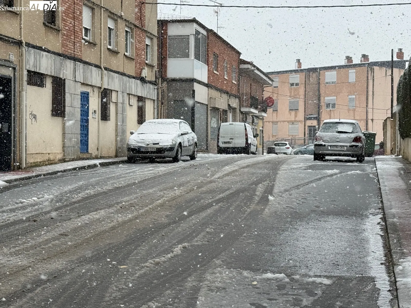 Foto 11 - La fuerte nevada que ha dejado la borrasca Kristin, en im&aacute;genes