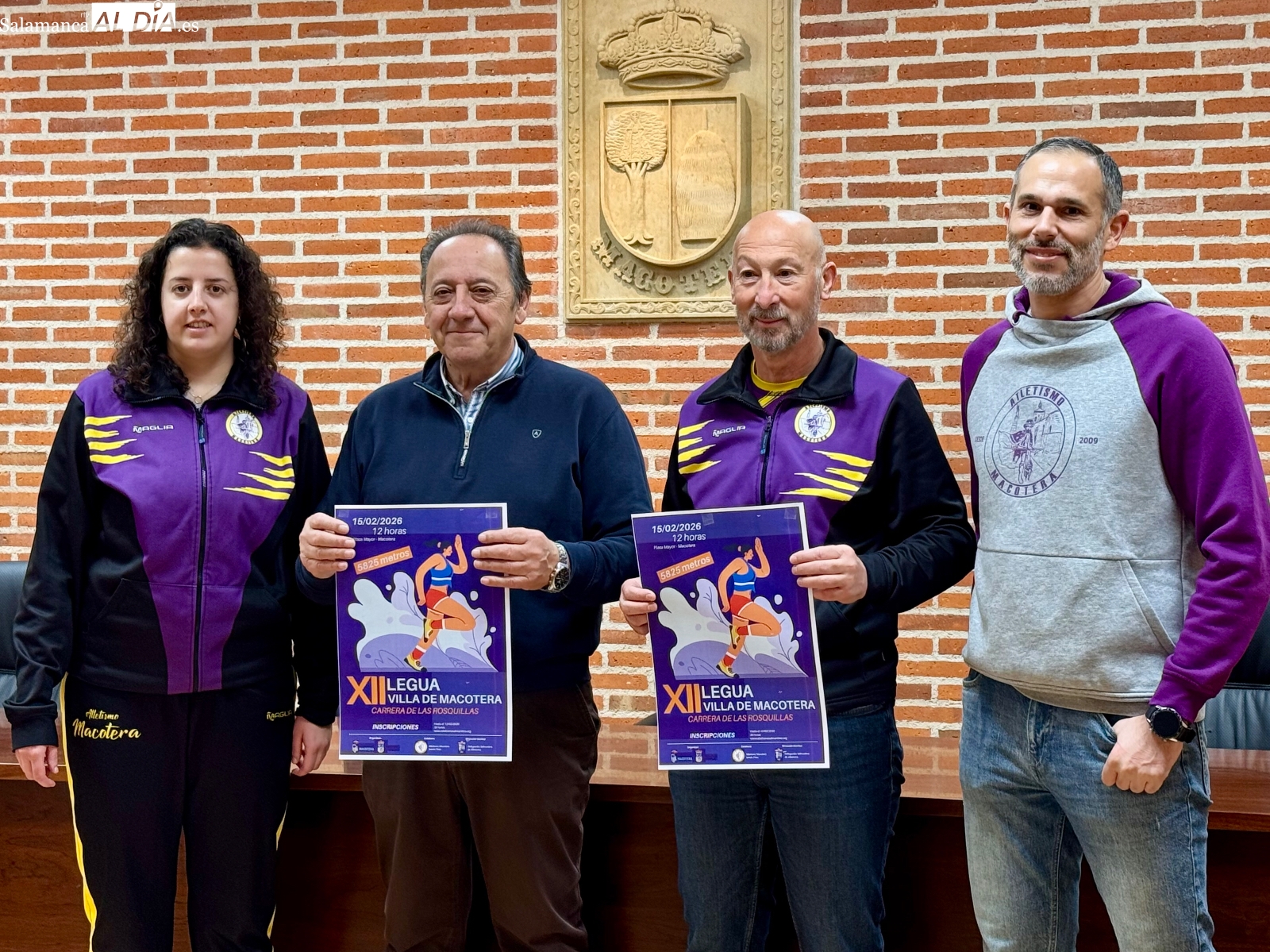 La XII Legua Villa de Macotera volverá a llenar de atletismo y rosquillas la Plaza Mayor