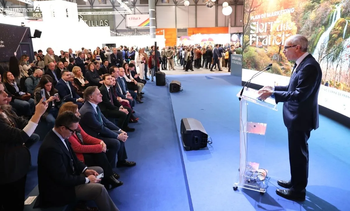 Javier Iglesias, presidente de la Diputación de Salamanca,  presenta en FITUR la nueva estrategía turística de la Sierra de Francia. Foto de David Sañudo