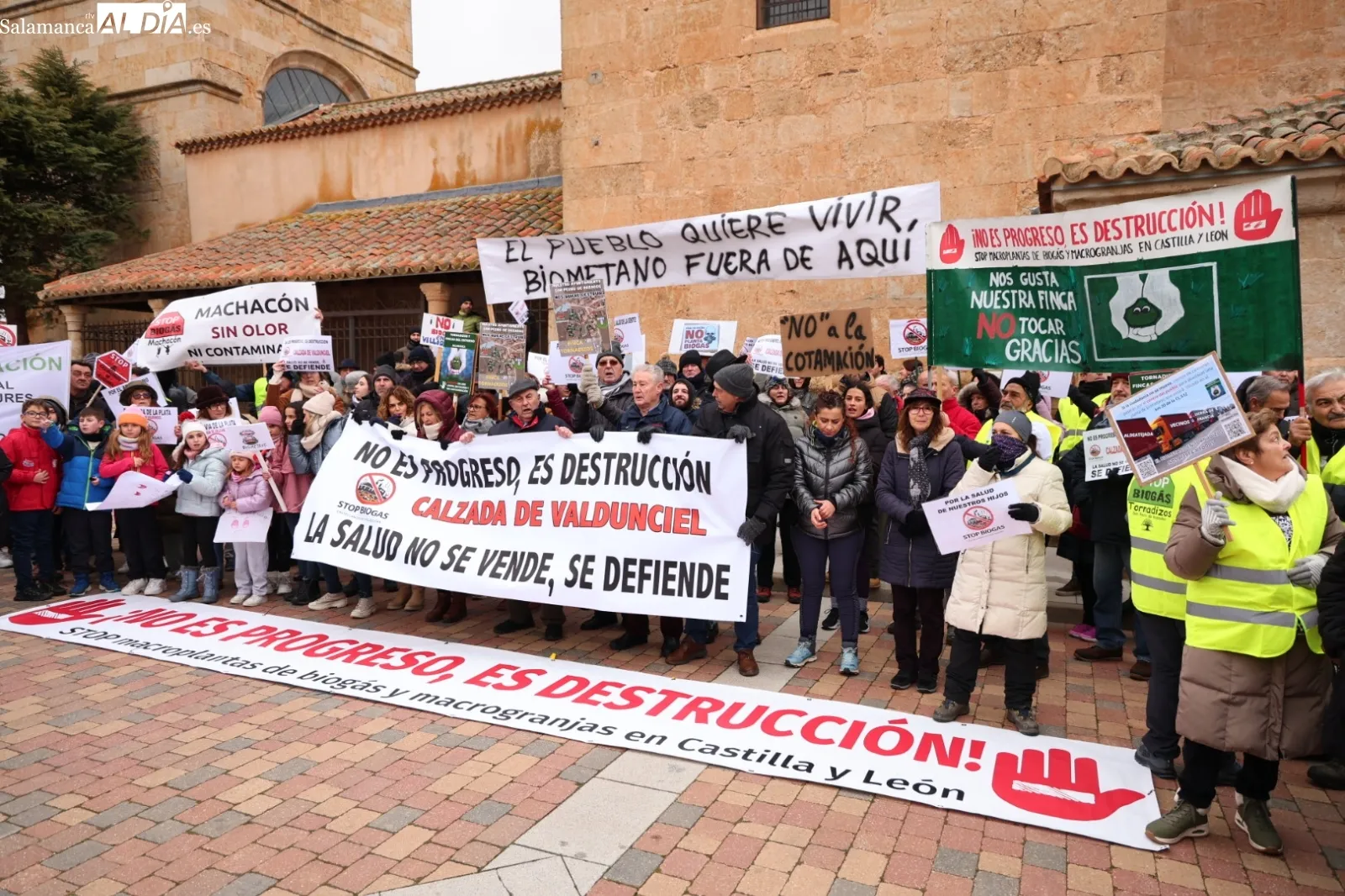 'Llevaros la peste donde no moleste': el grito de Castellanos de Villiquera contra el biogás | Fotos: David Sañudo