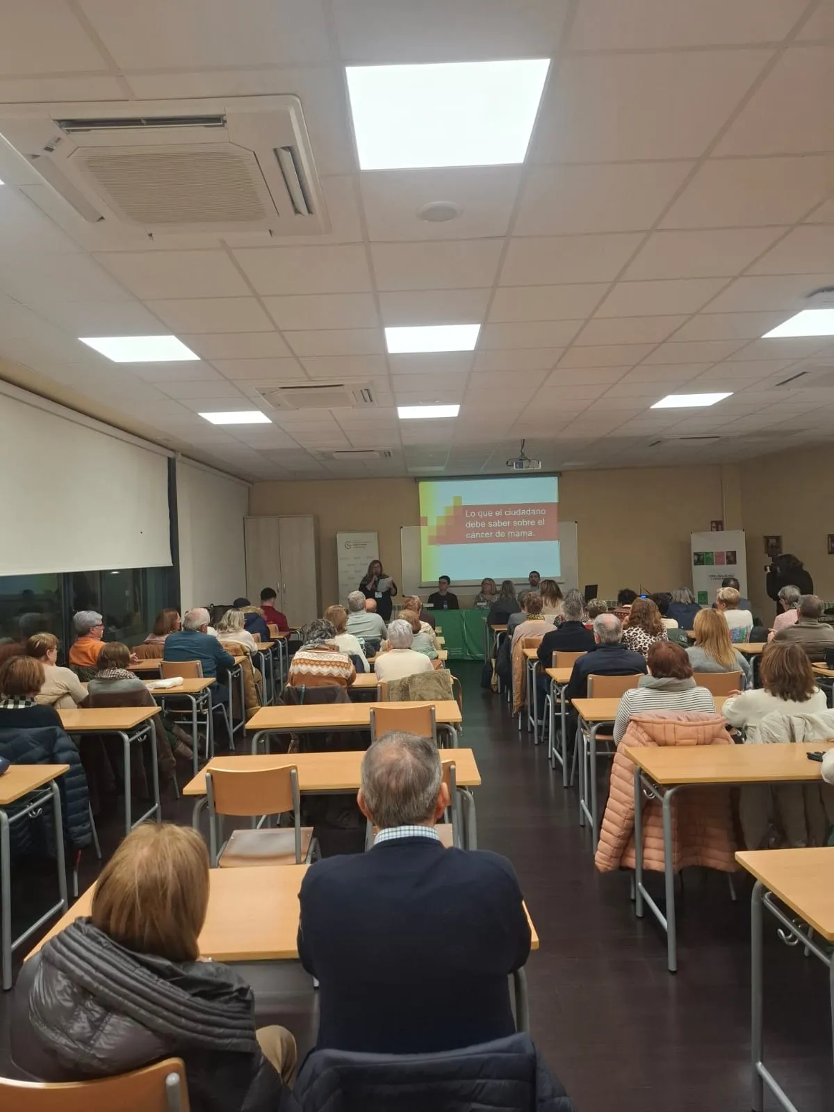 Foto 3 - Onc&oacute;logos analizar&aacute;n los avances en cribados y gen&eacute;tica en Guijuelo y B&eacute;jar